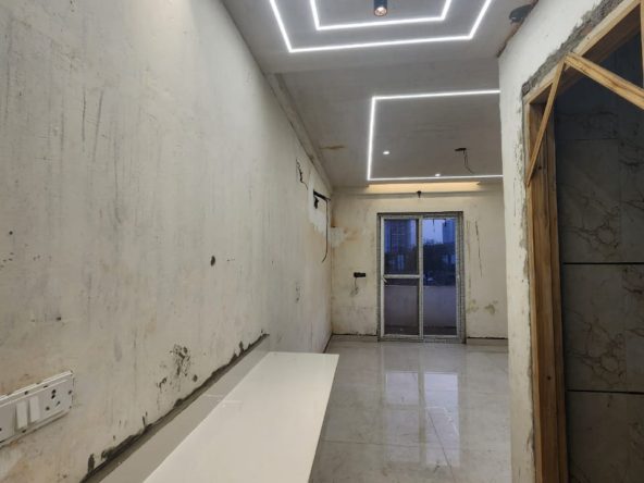 1 RK for rent in greater noida