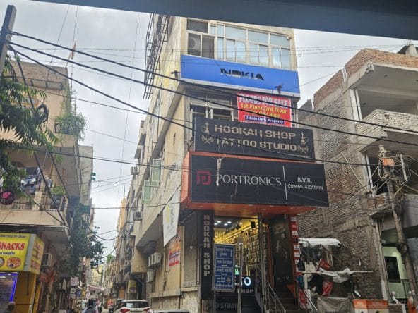 floor for Sale in Palam colony