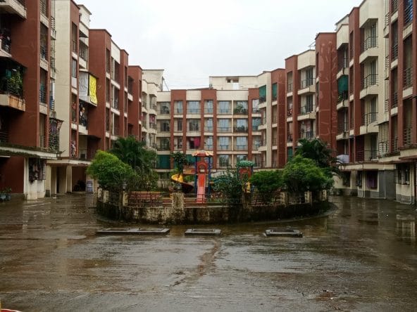 Flat for sale in Vangani