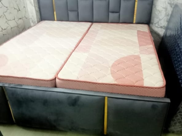 Floor for Sale in Rani Bagh