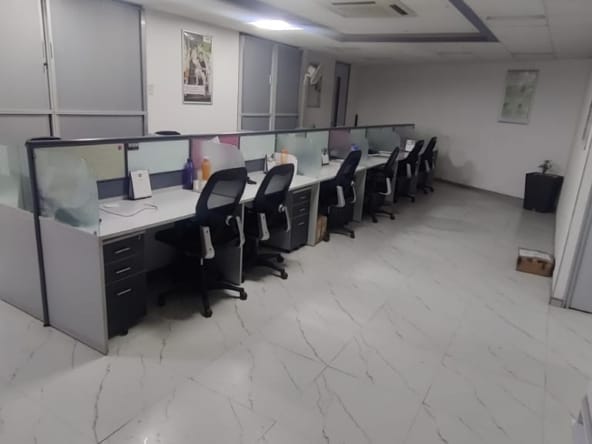 Office for rent in Kirti Nagar