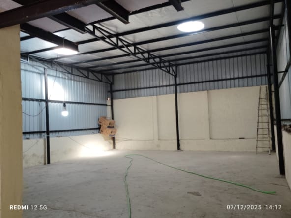 Godown for rent in Lakhi Ram Park