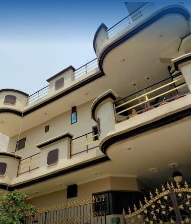 Kothi for rent in Urban Estate
