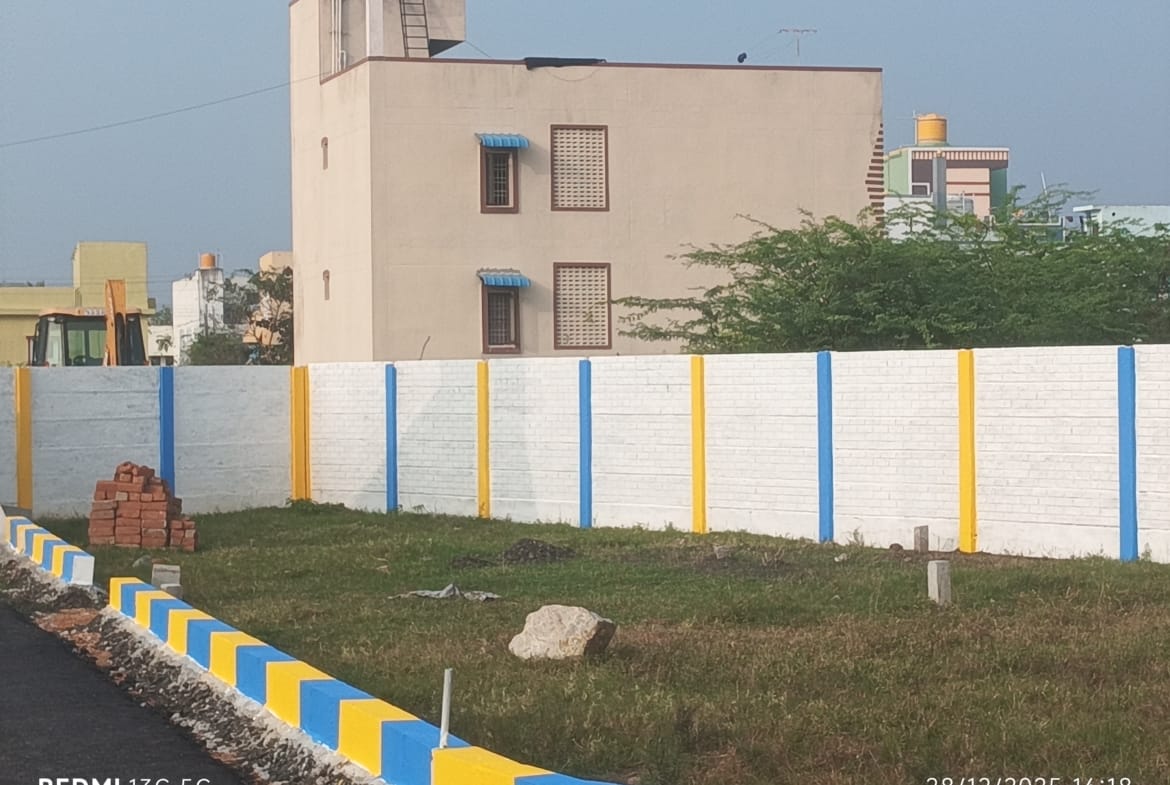 Plot for sale in Putlur