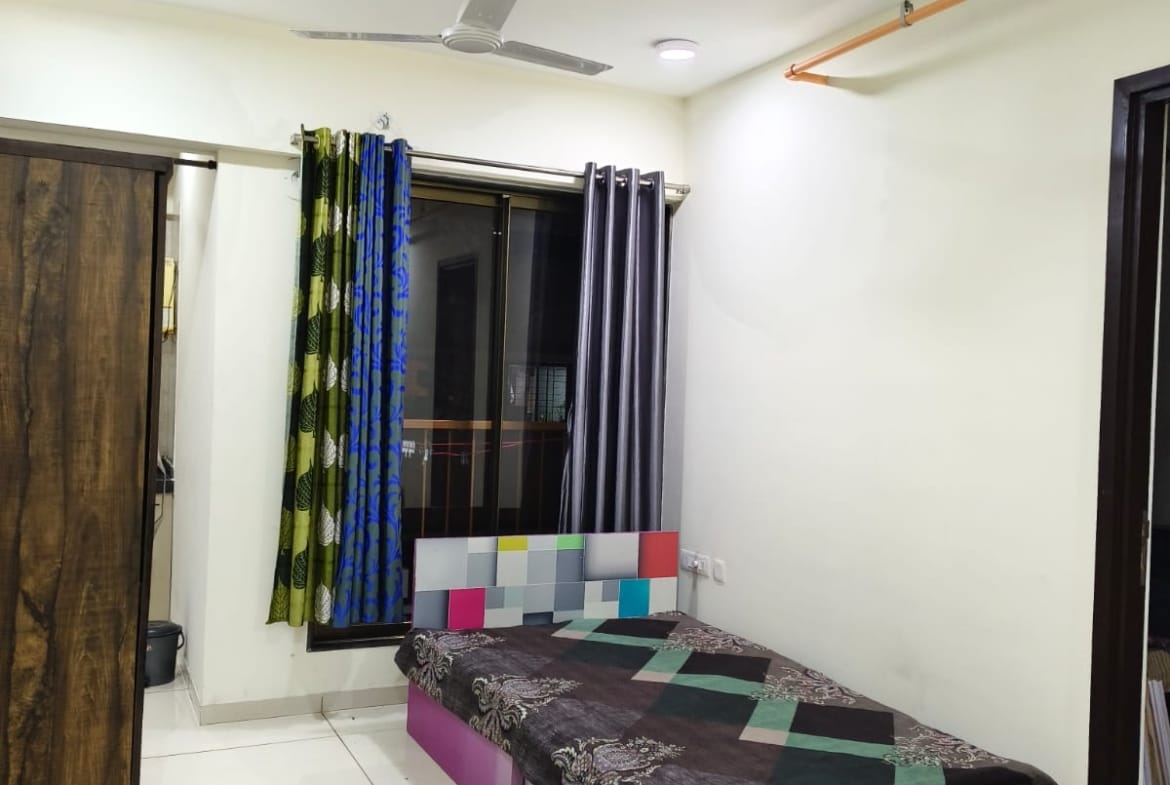 Flat for rent in Goregaon