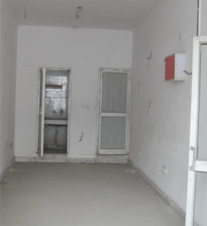 Commercial Floor for sale in Pitampura
