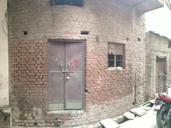 Plot for sale in Mandoli