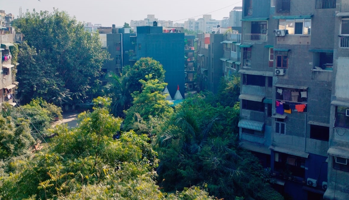 3BHK Flat for sale in Patparganj