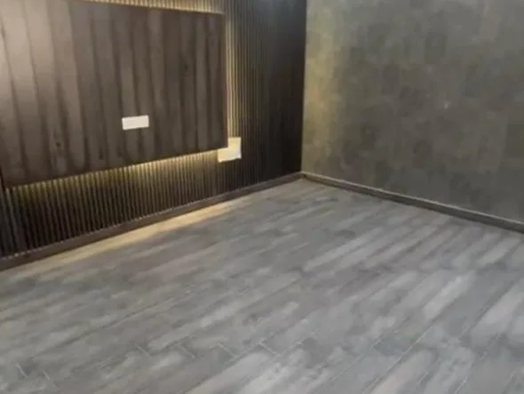 Flat on sale in Pitampura