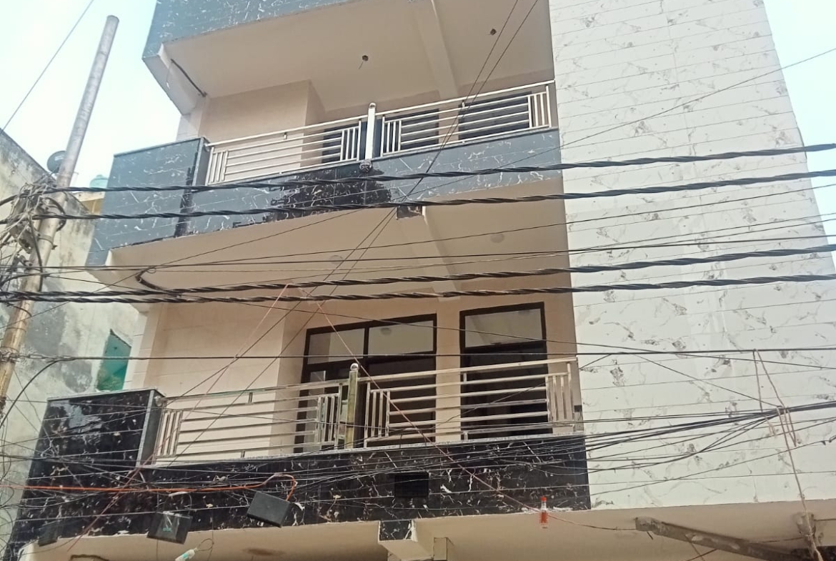 Flat for Sale in Sahibabad
