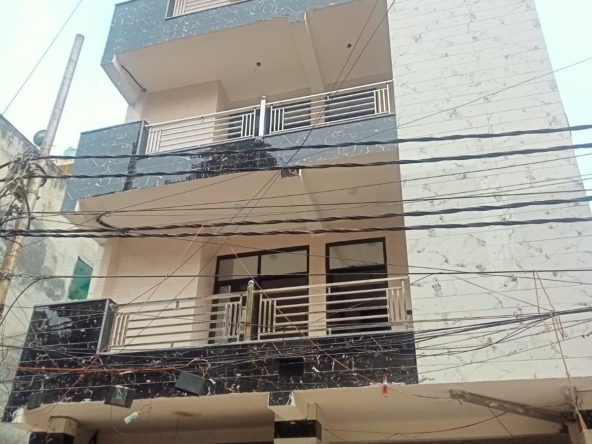 Flat for Sale in Sahibabad