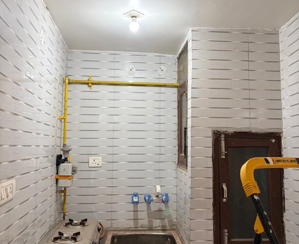 Flat for Rent in Okhla