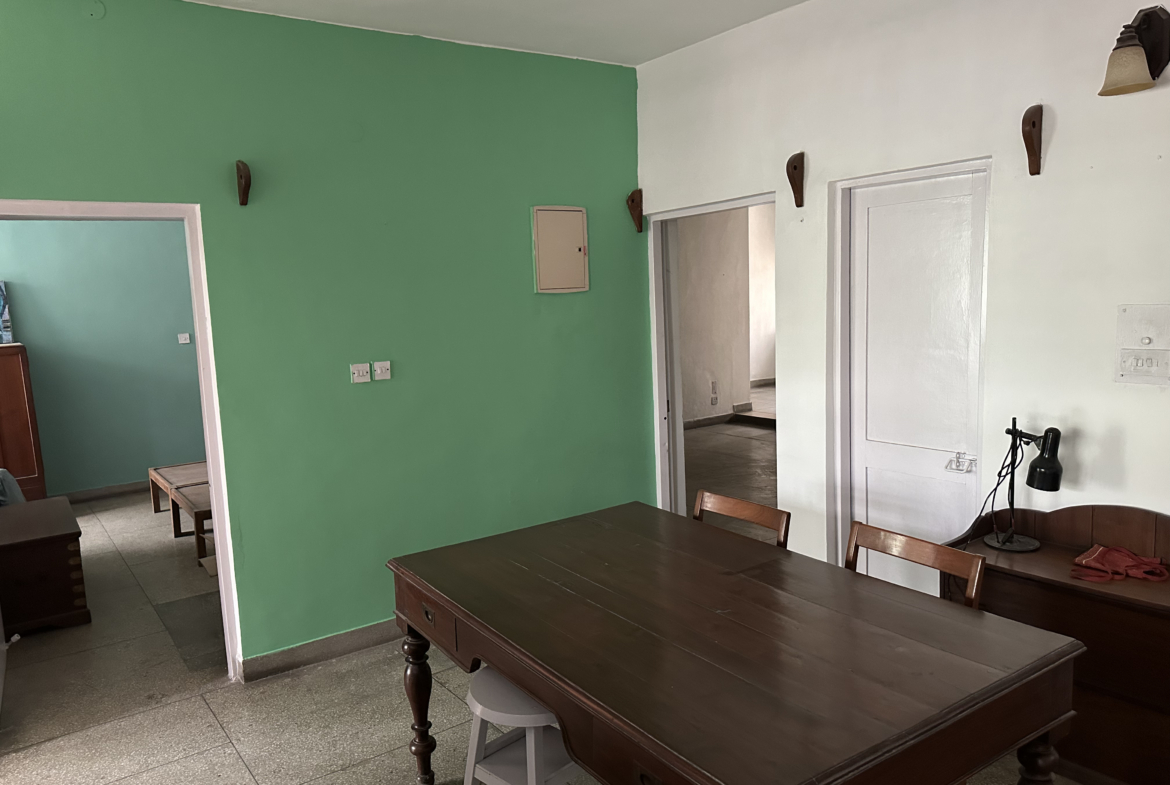 Flat for Sale in Vasant Kunj