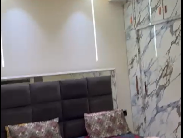 Luxurious 4BHK HIG Flat for Sale in Pitampura