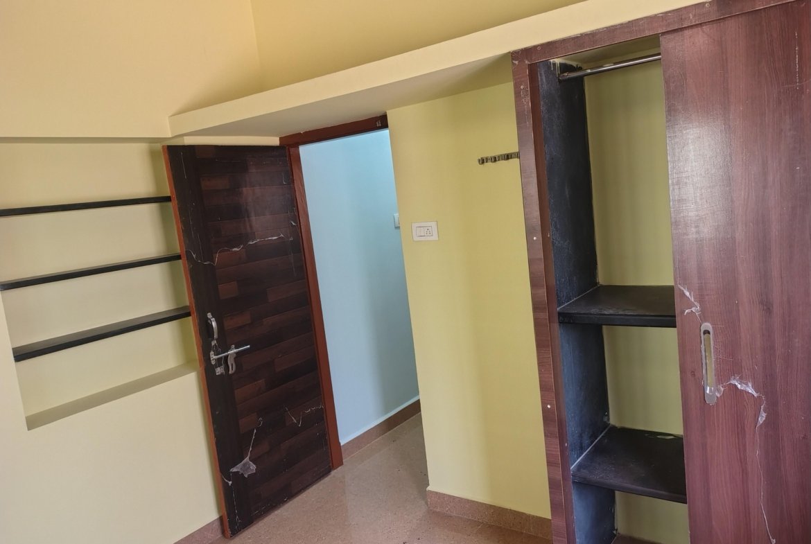 2 BHK Flat for Rent in Uria Bagan Beleghata