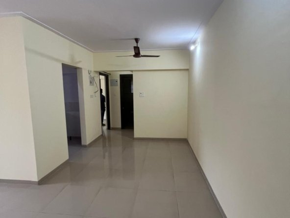 2BHK Flat for sale in Thane Kasarvadavali