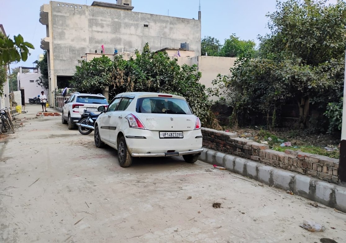 Land for sale in Varanasi