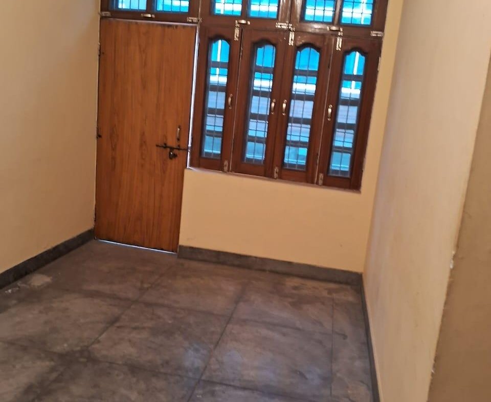 Apartment for Rent in Sealdah