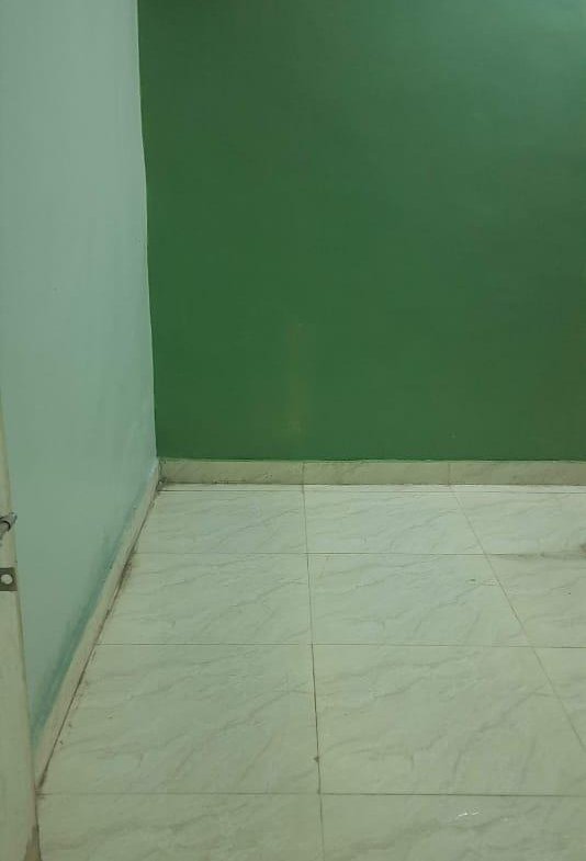 Flat in Beleghata for Rent