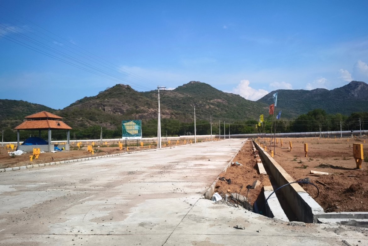 Plot for sale in Guntur