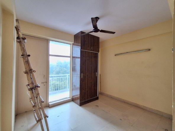 Apartment for Rent in Salt Lake Sector 3