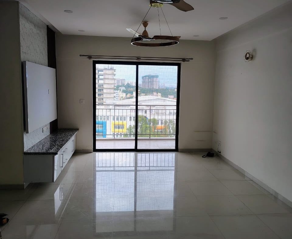 Flat for rent in Byrathi